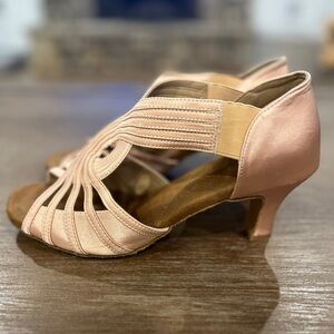 Chic nude Tan Strappy Dance Sandals